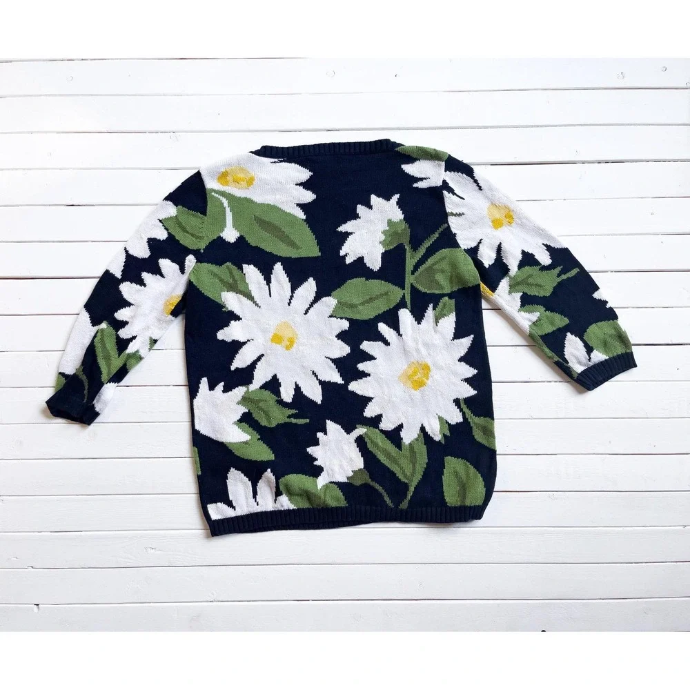 vtg Jones New York navy‎ blue white daisy floral cottagecore cotton sweater